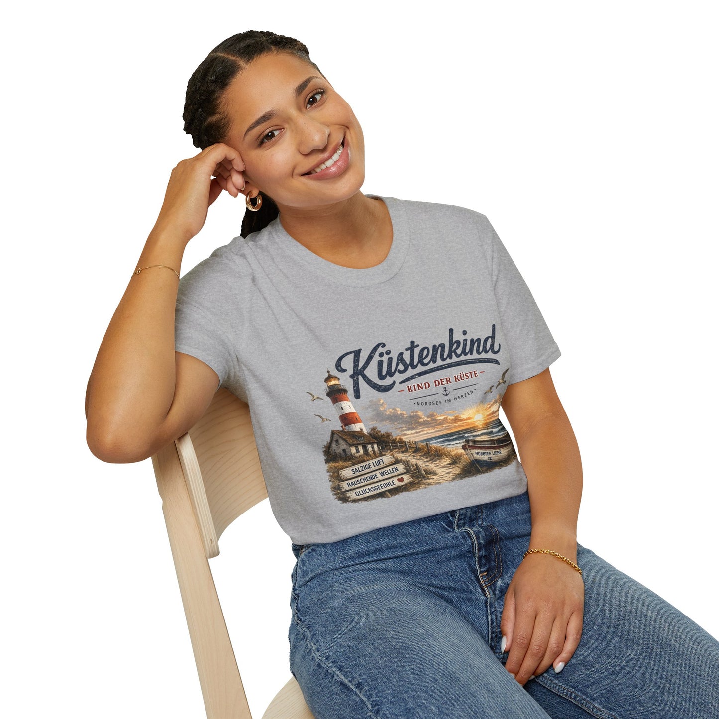 Küstenkind T-Shirt – Kind der Küste | Nordsee im Herzen | Vintage Leuchtturm Strand Design | Maritimes Sommer Shirt