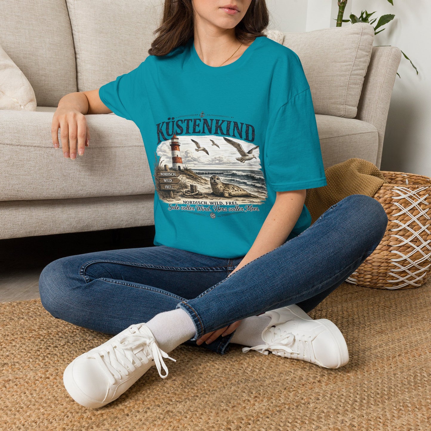 🌊 Küstenkind – Nordisch. Wild. Frei. | Vintage Nordsee T-Shirt mit Robbe & Leuchtturm