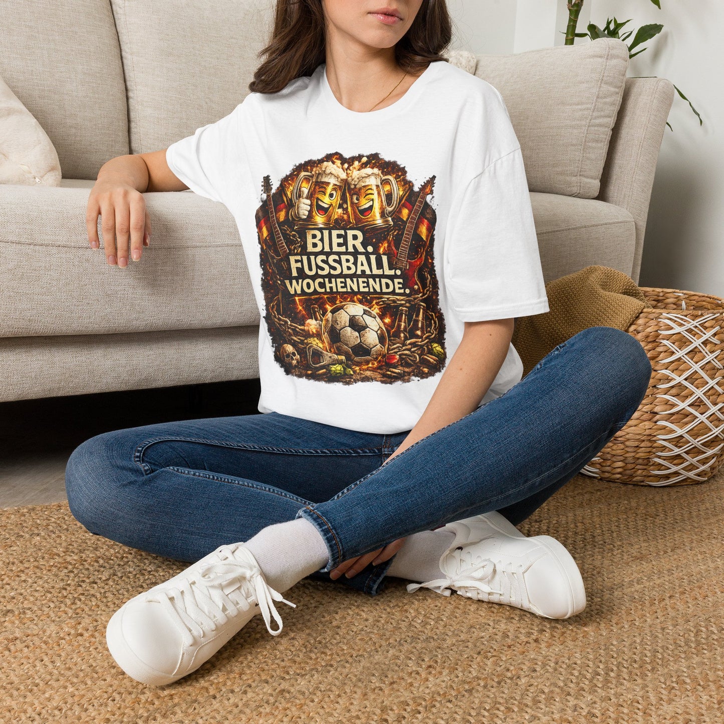 Bier. Fußball. Wochenende. | Deutschland Fan T-Shirt | Rockiger Fußball Fan Look
