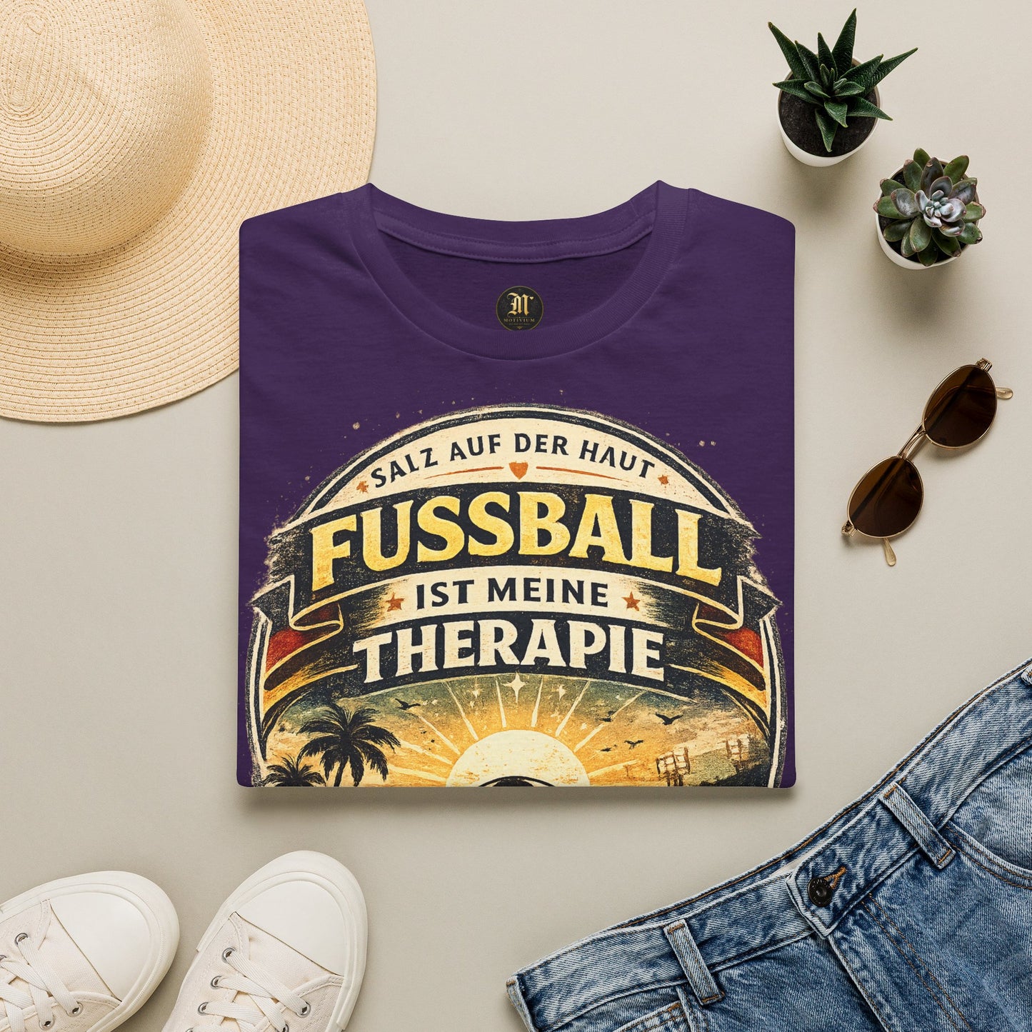 Fußball ist meine Therapie Shirt | Vintage Fußball Sommer Beach Lifestyle T-Shirt
