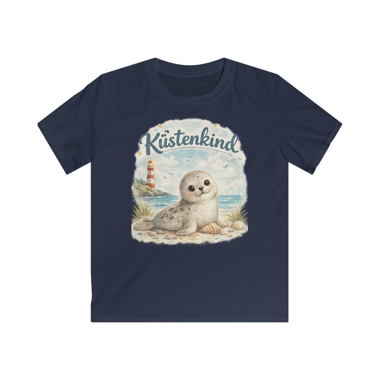 Küstenkind Robbe Kinder T-Shirt – Süße Seehund Illustration mit Leuchtturm | Nordsee Strand Shirt für Kinder
