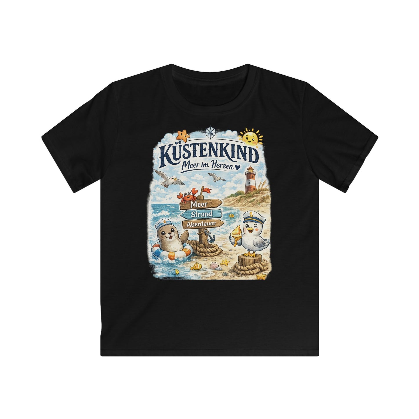 Küstenkind Kinder T-Shirt – Meer im Herzen | Maritimes Strand Design mit Leuchtturm & niedlichen Küstenfreunden