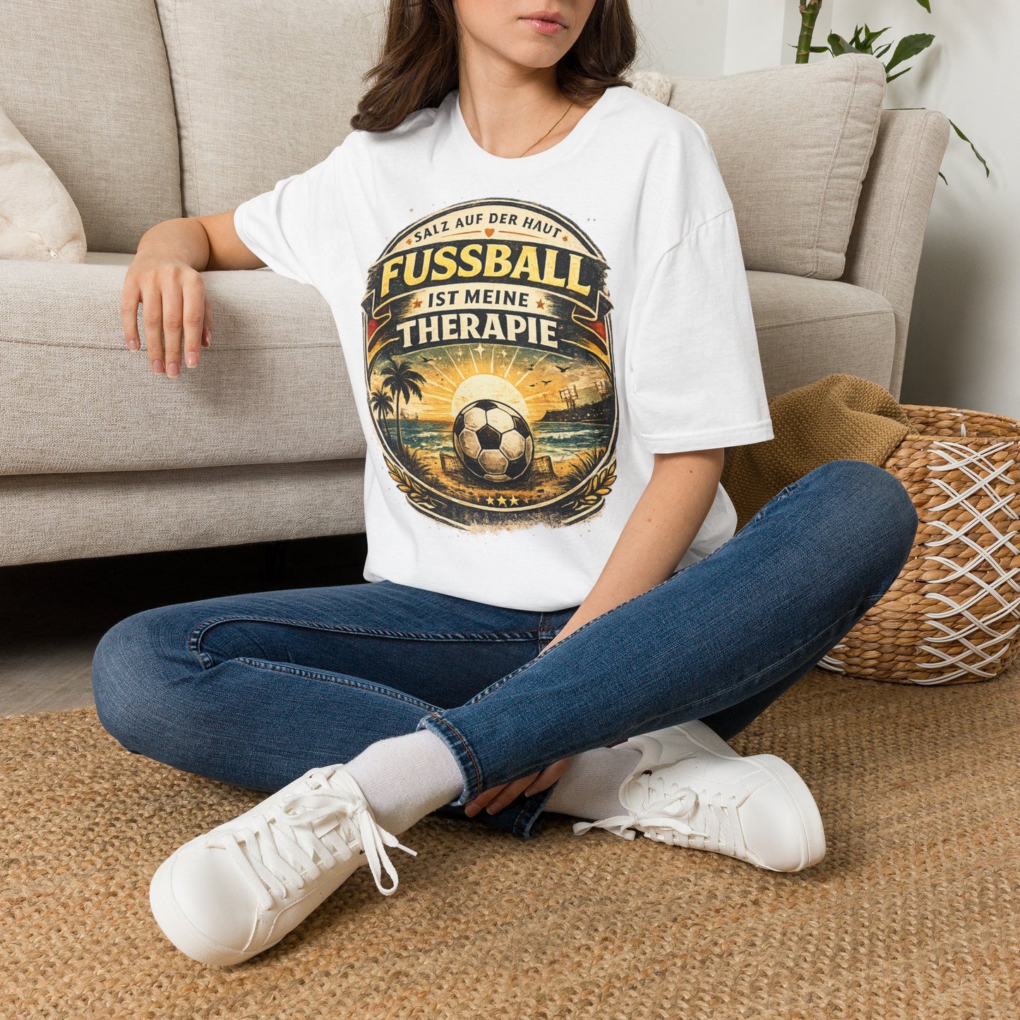 Fußball ist meine Therapie Shirt | Vintage Fußball Sommer Beach Lifestyle T-Shirt