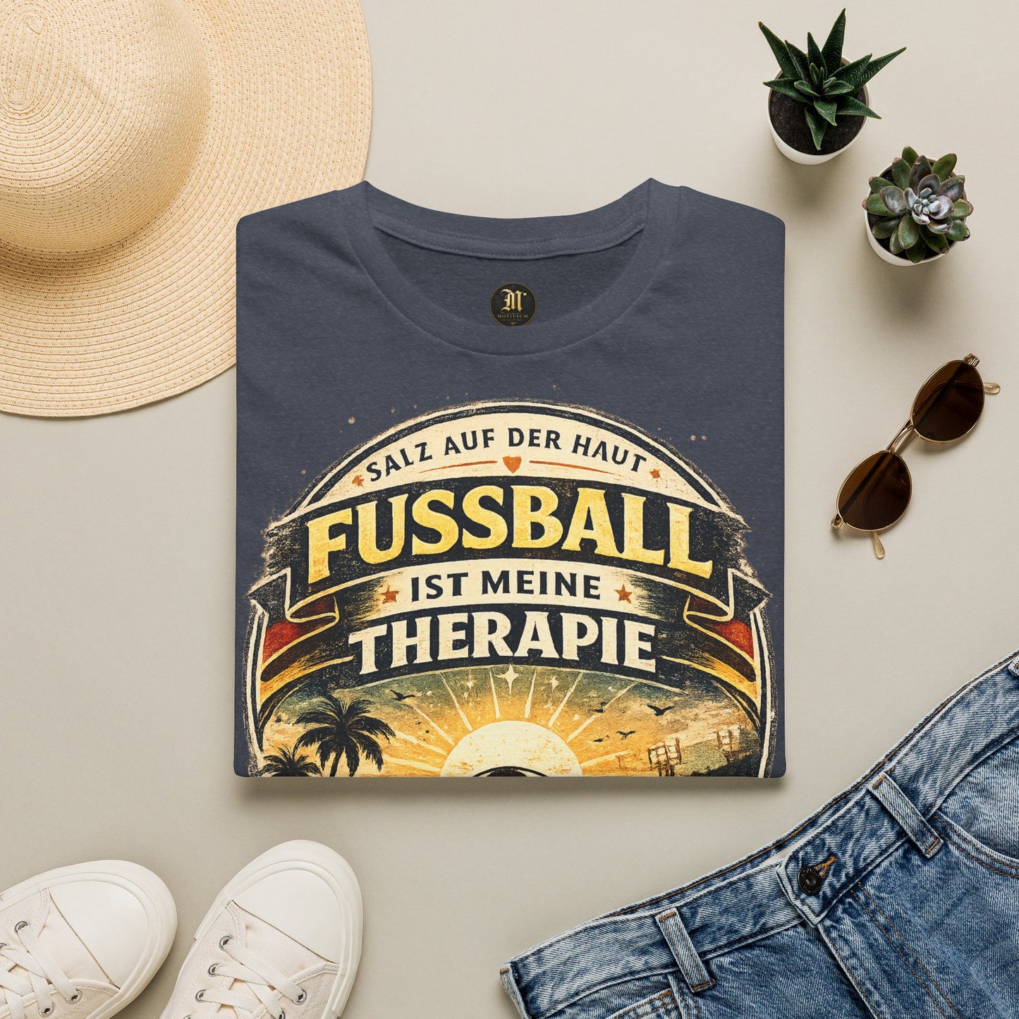 Fußball ist meine Therapie Shirt | Vintage Fußball Sommer Beach Lifestyle T-Shirt