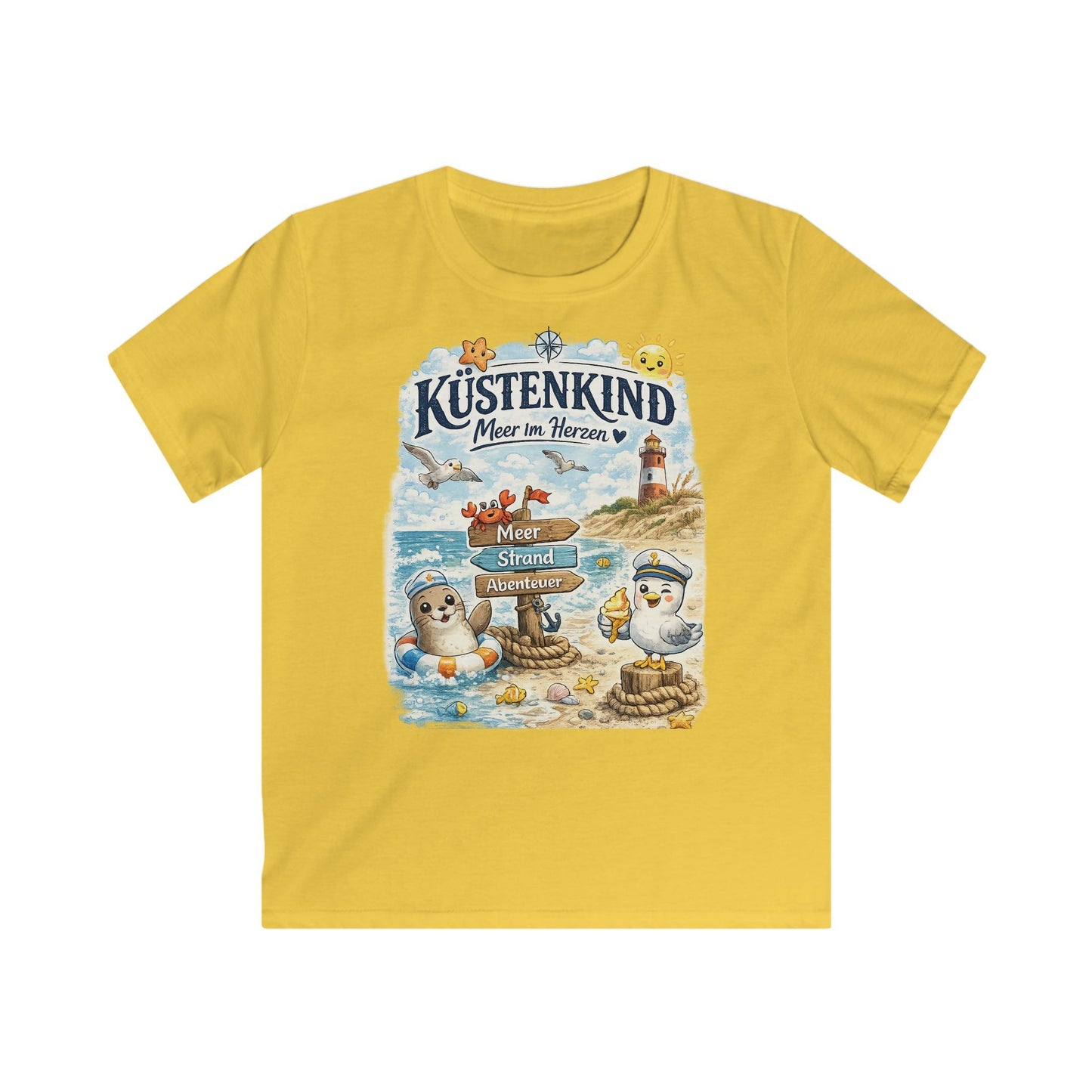 Küstenkind Kinder T-Shirt – Meer im Herzen | Maritimes Strand Design mit Leuchtturm & niedlichen Küstenfreunden