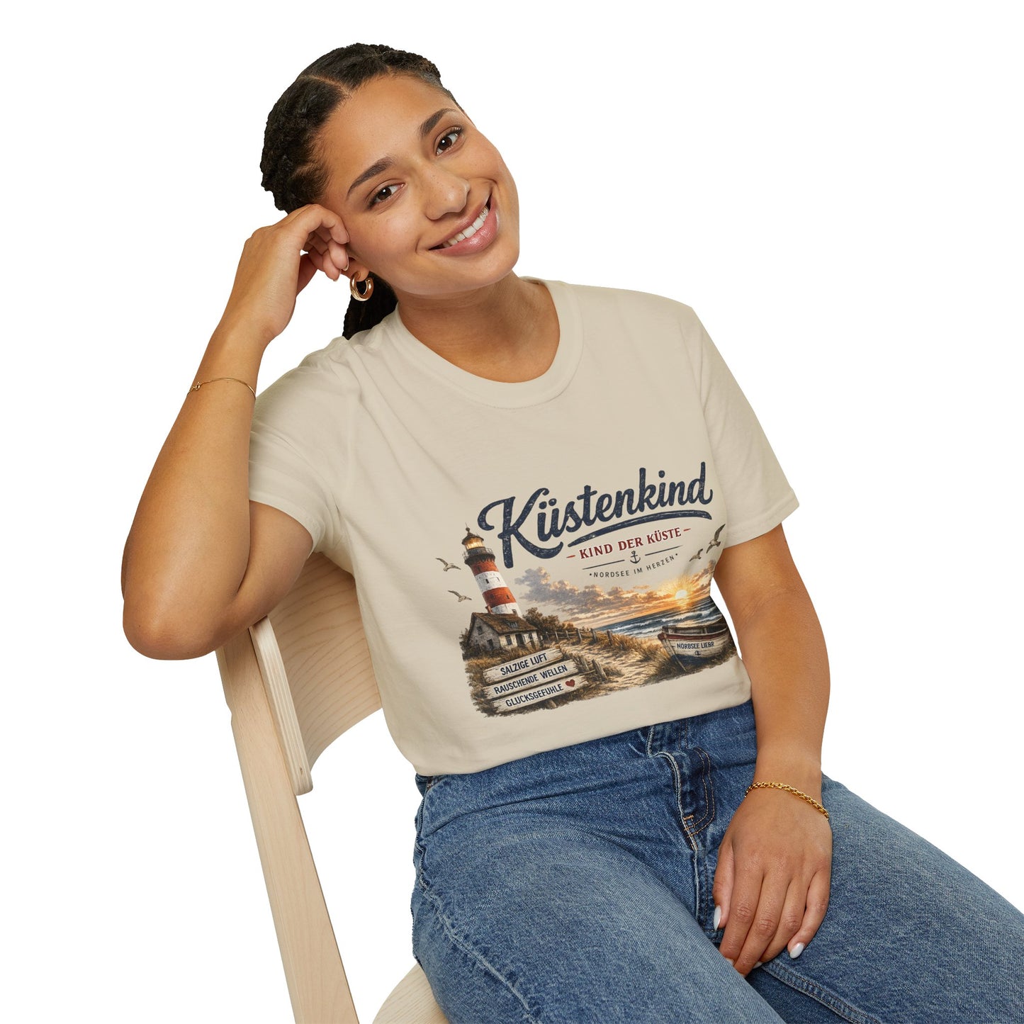 Küstenkind T-Shirt – Kind der Küste | Nordsee im Herzen | Vintage Leuchtturm Strand Design | Maritimes Sommer Shirt