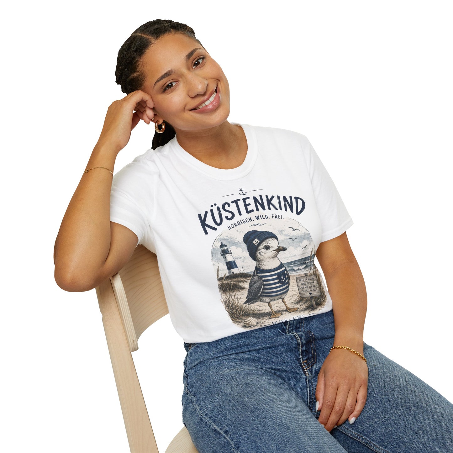 Küstenkind Möwe T-Shirt – Nordisch. Wild. Frei. | Maritimes Küstendesign für Nordsee- & Ostseefans