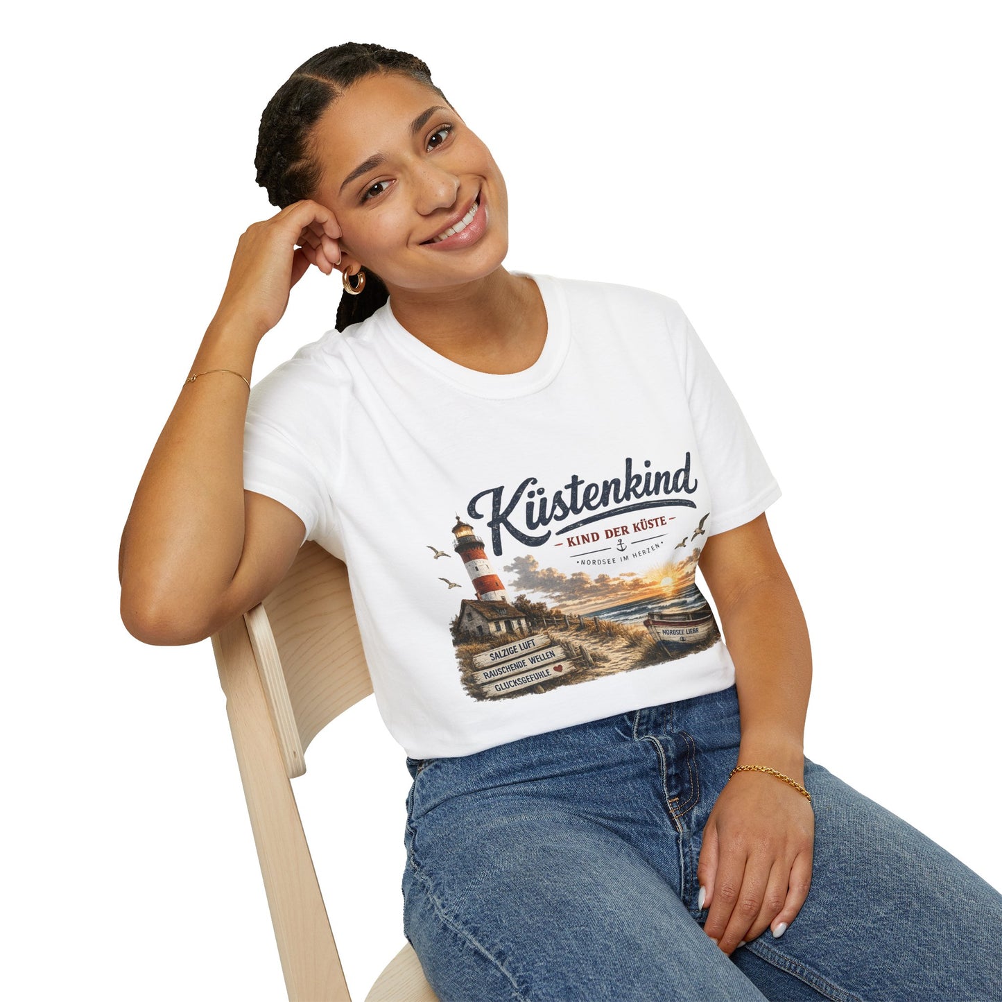 Küstenkind T-Shirt – Kind der Küste | Nordsee im Herzen | Vintage Leuchtturm Strand Design | Maritimes Sommer Shirt