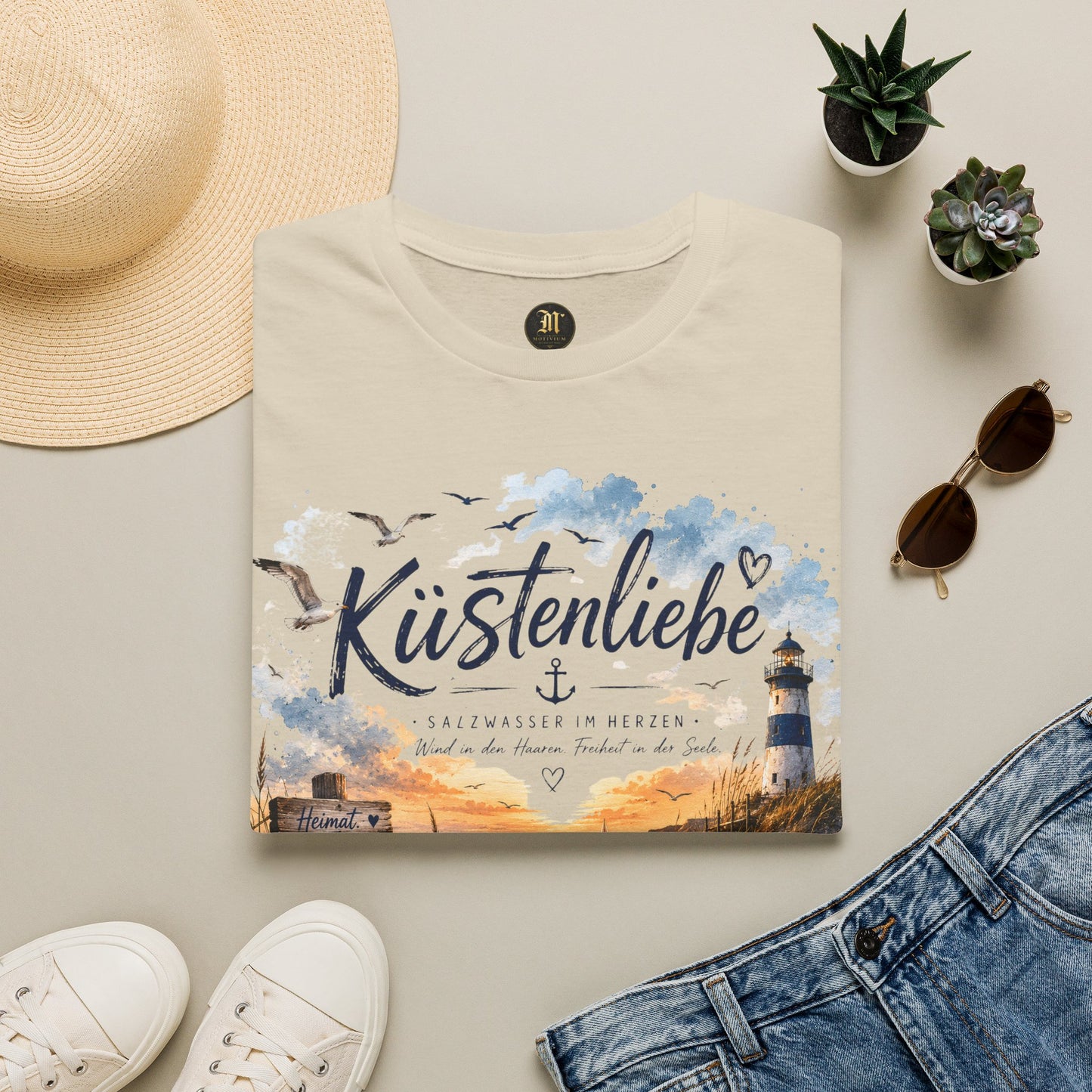 Küstenliebe T-Shirt – Salzwasser im Herzen | Maritimes Strandshirt für Meer- und Küstenfans