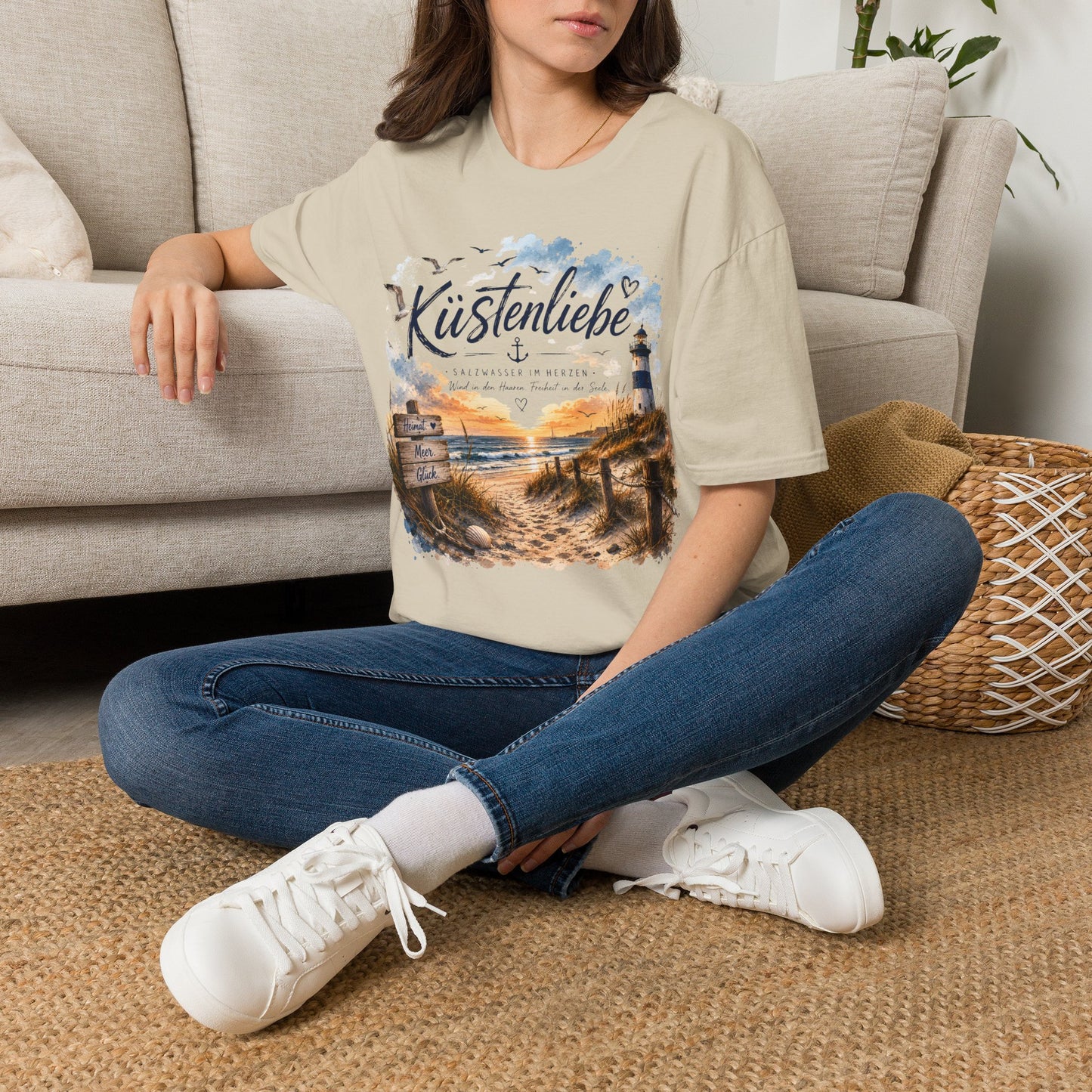 Küstenliebe T-Shirt – Salzwasser im Herzen | Maritimes Strandshirt für Meer- und Küstenfans