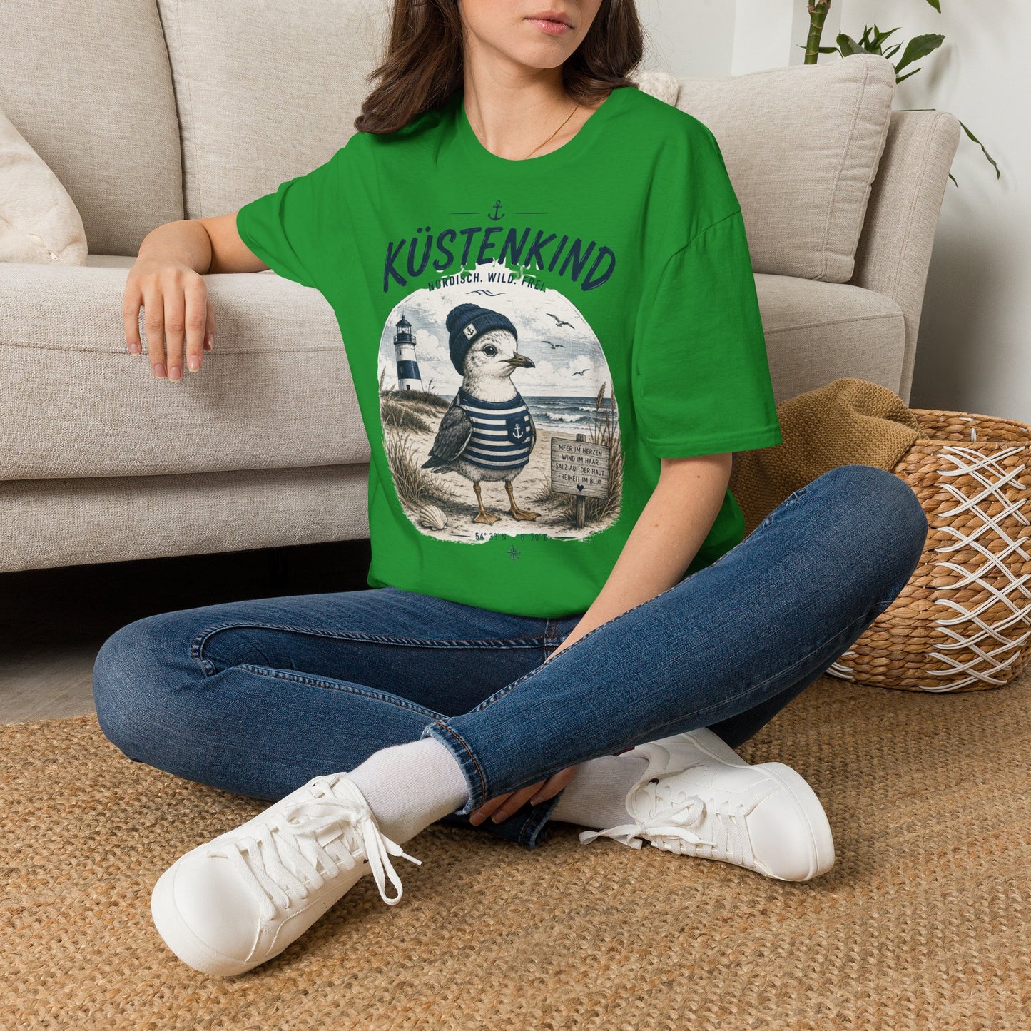 Küstenkind Möwe T-Shirt – Nordisch. Wild. Frei. | Maritimes Küstendesign für Nordsee- & Ostseefans