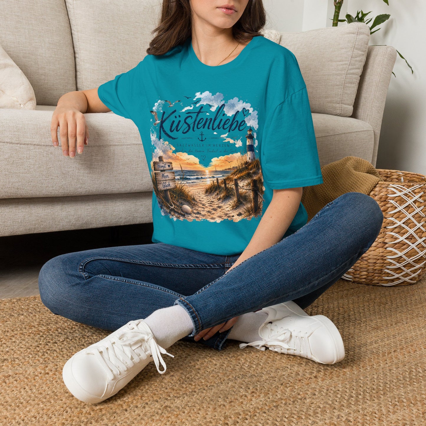 Küstenliebe T-Shirt – Salzwasser im Herzen | Maritimes Strandshirt für Meer- und Küstenfans