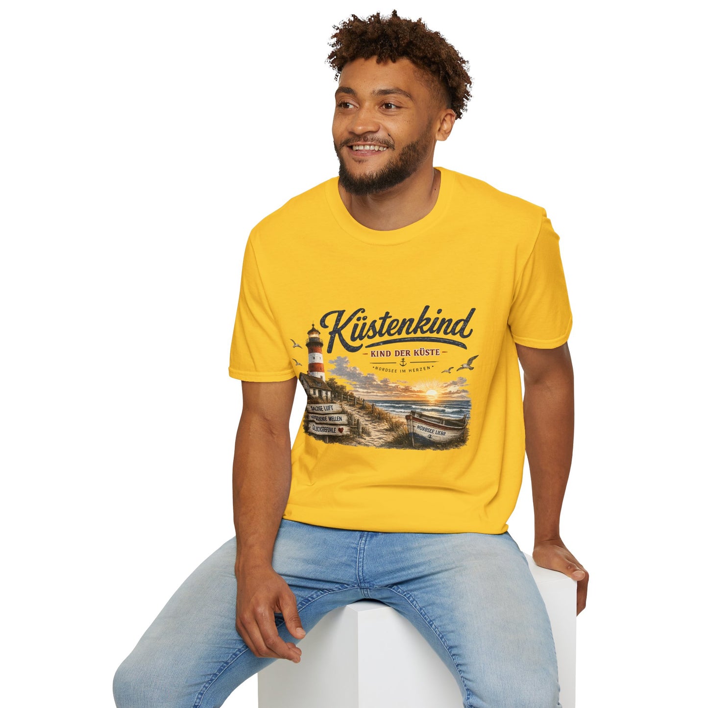 Küstenkind T-Shirt – Kind der Küste | Nordsee im Herzen | Vintage Leuchtturm Strand Design | Maritimes Sommer Shirt